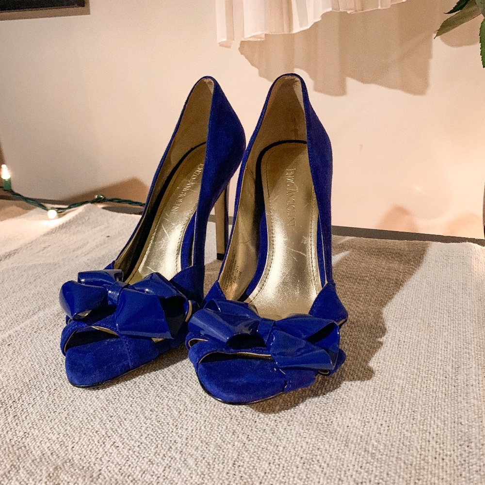 Enzo Angiolini OpenToe Blue Suede Heels w/ Bow 7.5